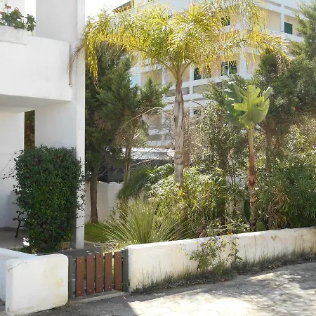 Dei Pini, Con Giardino, Al Mare Di Baia Casa de Férias *