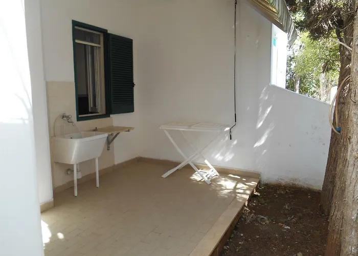 Dei Pini, Con Giardino, Al Mare Di Baia Tatil Evi Gallipoli