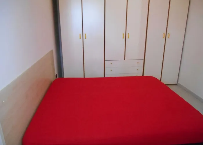 Dei Pini, Con Giardino, Al Mare Di Baia Holiday home