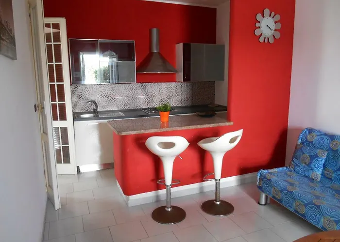 Dei Pini, Con Giardino, Al Mare Di Baia Tatil Evi Gallipoli